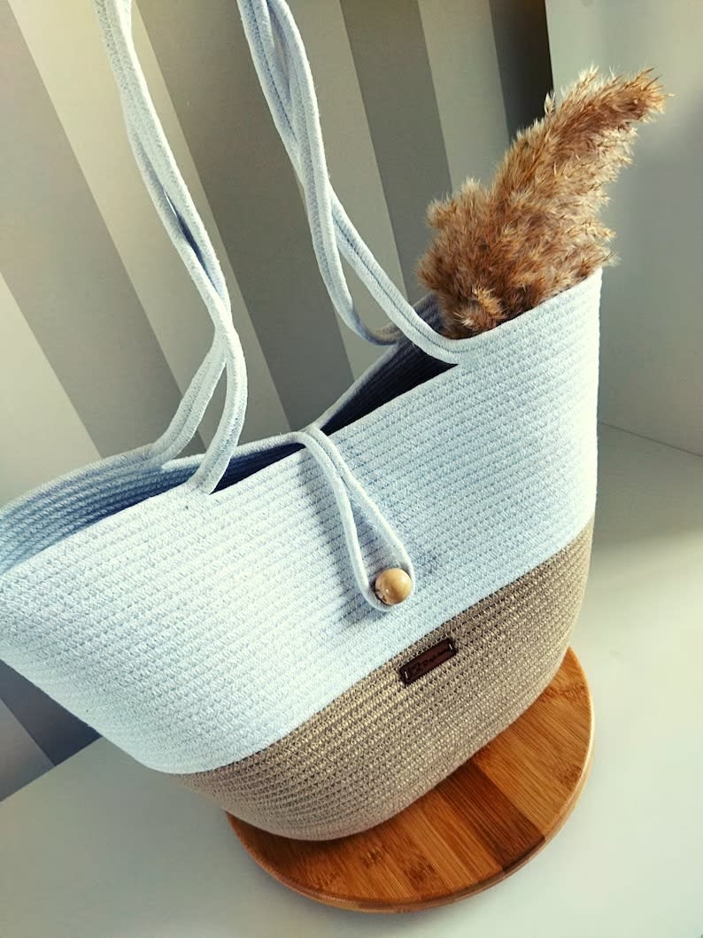 Green Glamour   women Jute & Cotton Totes in white -beige